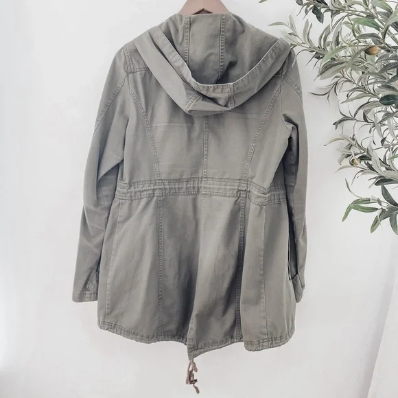 American Rag Army Green Hooded Utility Jacket - Picture 3 of 4